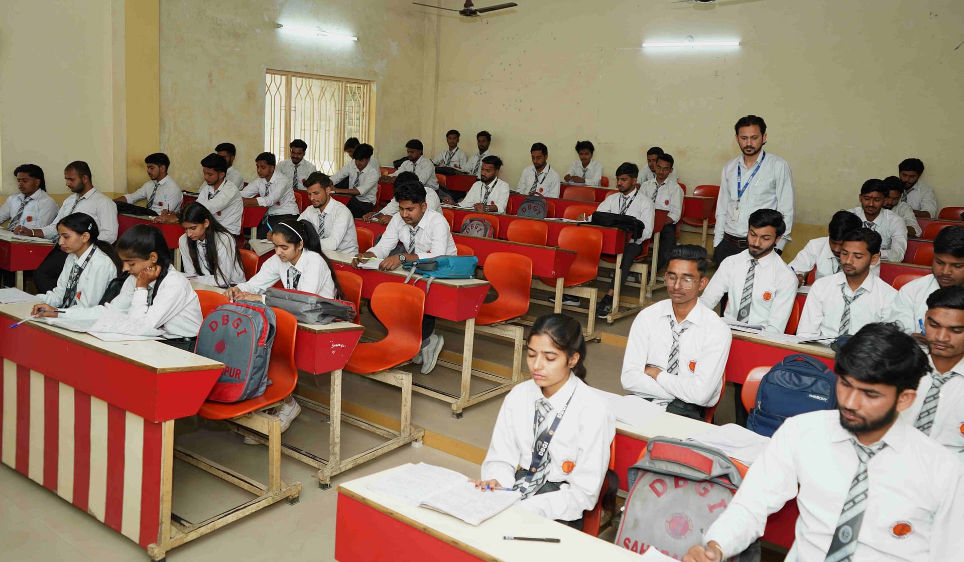 Bachelor of Commerce (B.COM)